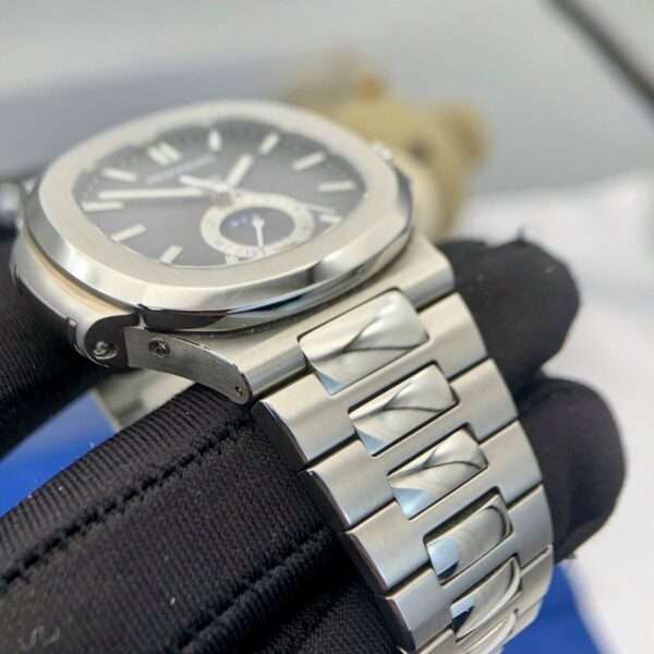 Dong-Ho-Patek-Philippe-Nautilus-5726-Replica-11-PPF-5-600×600-1.jpg