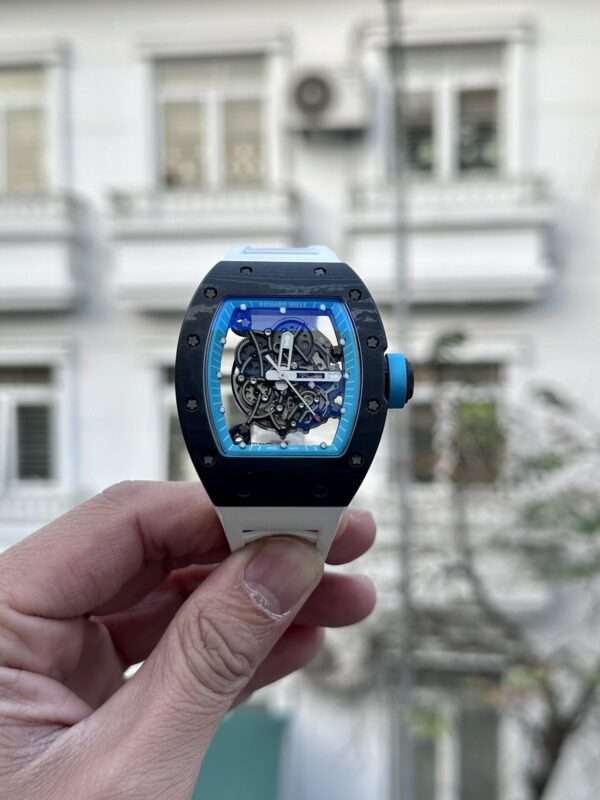 Dong-Ho-Richard-Mille-RM055-Full-Carbon-Day-Cao-Su-Trang-BBR-45mm-4-600x800-1.jpg