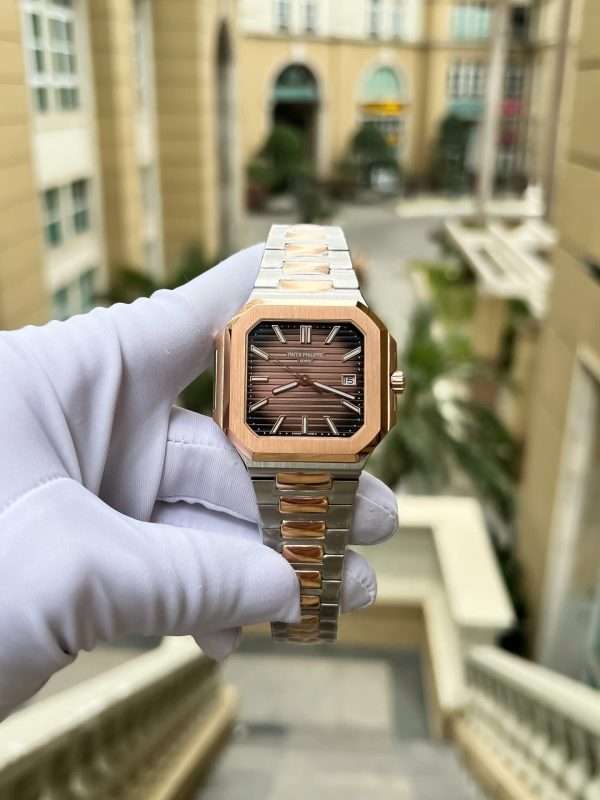 Patek-Philippe-Cubitus-5821-Demi-Vang-Hong-Rep-11-Cao-Cap-Mat-Vuong-Mau-Chocolate-45mm-10-600x800-1.jpg