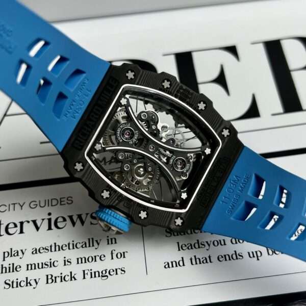 Richard-Mille-Rep-11-RM53-01-Pablo-Mac-Donough-Tourbillon-Nam-Vo-Carbon-44-3.jpg