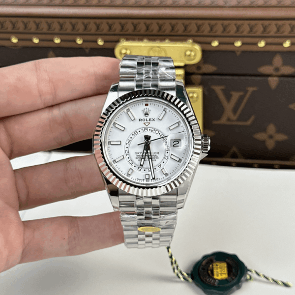 Rolex Replica 1:1 Watch Sky-Dweller White Dial Jubilee Strap 42mm