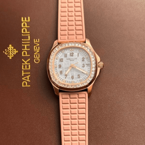 Patek Philippe Aquanaut 5072R Mother of Pearl Replica 1:1 Watch PPF 35.6mm