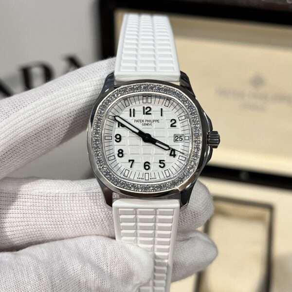Patek Philippe Aquanaut 5067A White With Stone Bezel Replica 1:1 Watch PPF 35.6mm