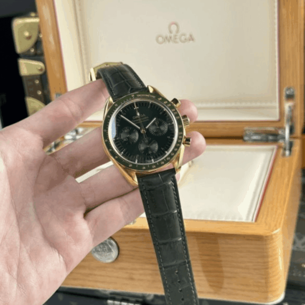 Omega Speedmaster Moonwatch Replica Watches Green Dial RM Factory 44mm