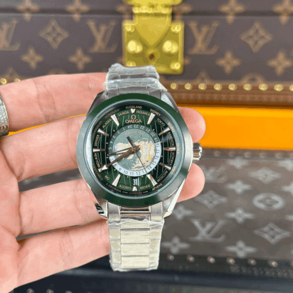 Omega Replica Watch Seamaster Aqua Terra Dial Green 43mm